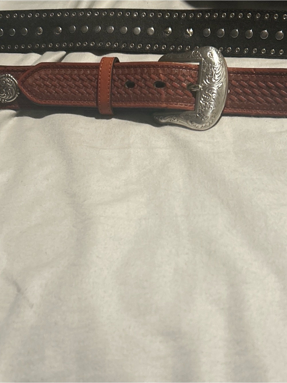 Western-Style Braided Leather Belt with Engraved Silver Buckle - Brown